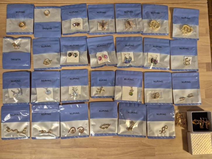 Verschillende hoog kwaliteit sieraden 30 stuk alles samen, Bijoux, Sacs & Beauté, Boucles d'oreilles, Comme neuf, Noir, Enlèvement