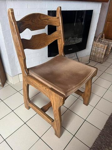 Eiken tafel en 6 stoelen