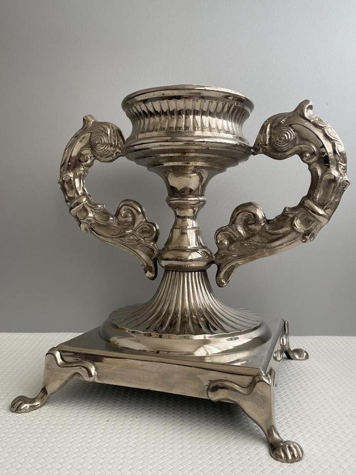 Grote bronzen en verzilverde kandelaar, Antiek en Kunst, Antiek | Kandelaars, Koper of Brons, Verzenden