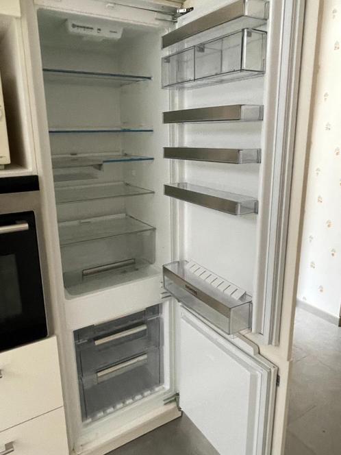 Frigo encastrable SIEMENS, Electroménager, Réfrigérateurs & Frigos, Utilisé, Avec congélateur séparé, 75 à 100 litres, 160 cm ou plus