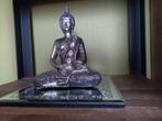 Beeldje van Bouddha op spiegelglas, Nieuw, Ophalen