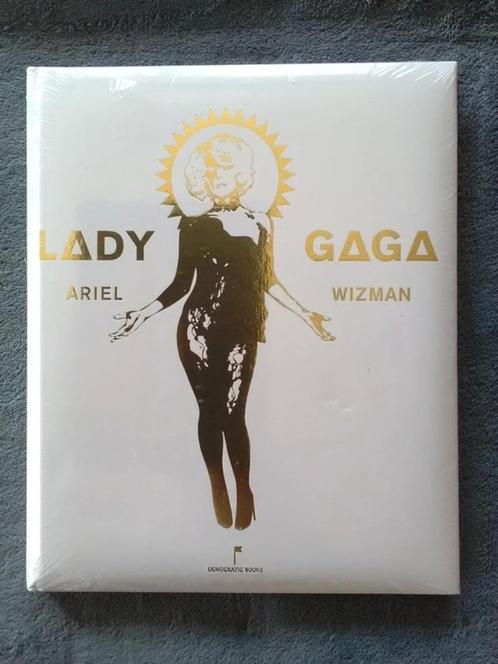 "Lady Gaga" Ariel Wizman (2011) NEUF et emballé, Livres, Biographies, Neuf, Cinéma, TV et Média, Enlèvement ou Envoi