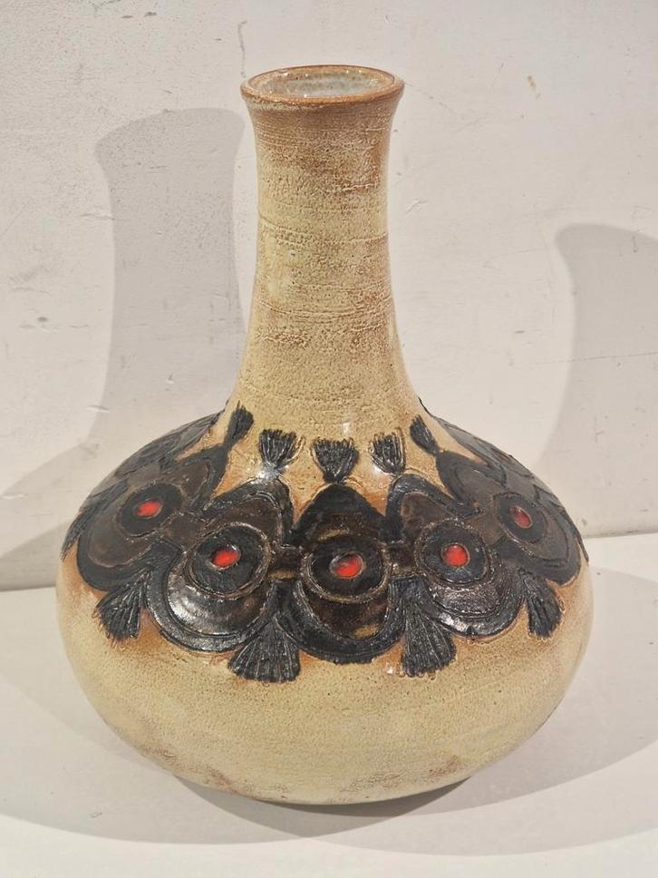 Brutalist vaas , Perignem . Elisabeth Vandeweghe,  amphora, Antiek en Kunst, Antiek | Vazen, Ophalen of Verzenden