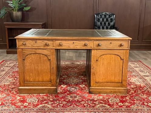 Antiek Klassiek Engels bureau #477, Huis en Inrichting, Bureaus, Zo goed als nieuw, Bureau, Ophalen of Verzenden