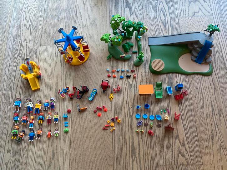 Playmobil speeltuin met accessoires, Kinderen en Baby's, Speelgoed | Playmobil, Gebruikt, Ophalen of Verzenden