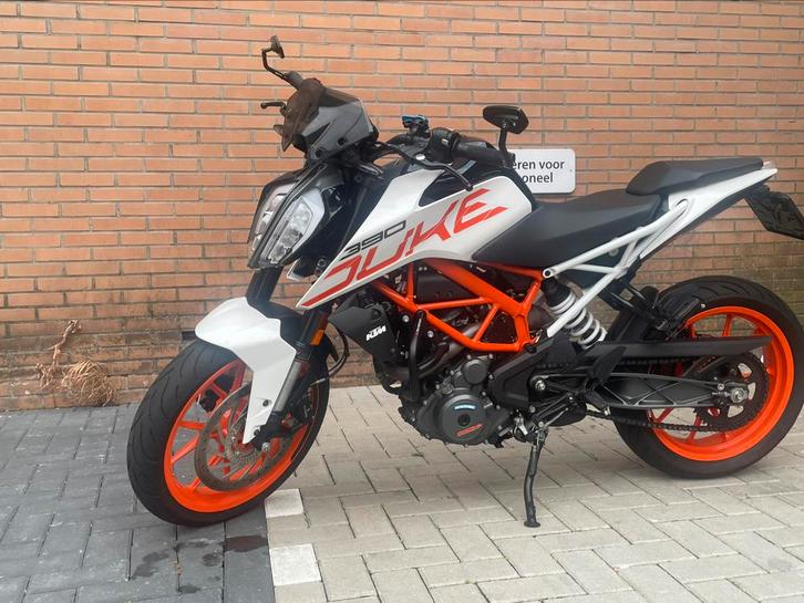 Ktm 390 duke, 2021, 9000km, A2, Motoren, Motoren | KTM, Particulier, Ophalen of Verzenden