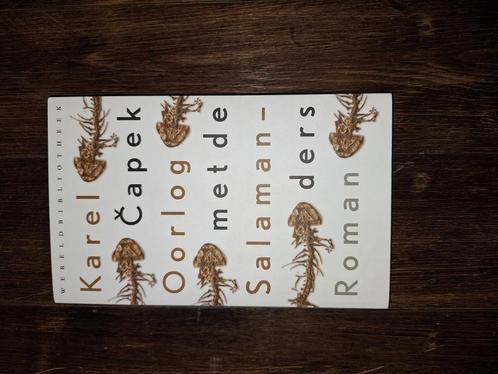 Karel Capek - Oorlog met de salamanders, Boeken, Literatuur, Zo goed als nieuw, Ophalen of Verzenden