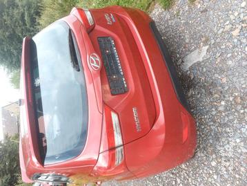 Hyundai diesel couleur rouge métallisé, Achat, Diesel, Particulier, IX20