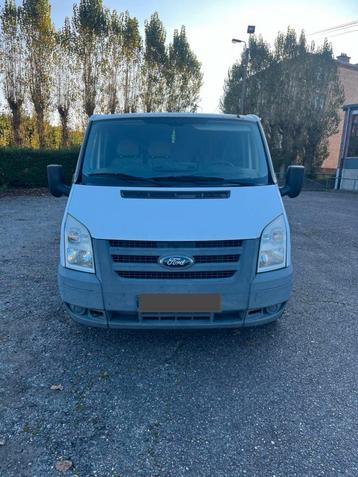 Ford Transit 2.2 Tdci prête à immatriculer   disponible aux enchères