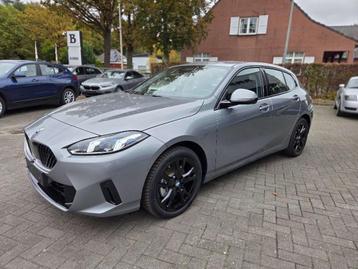 BMW 118 118d Aut. ZEER WEINING KM beschikbaar voor biedingen