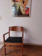 Real wood chairs with faux leather seat, Ophalen of Verzenden, Zo goed als nieuw