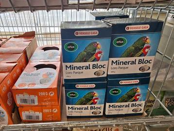 Orlux Mineral Bloc Loro Parque 400g beschikbaar voor biedingen