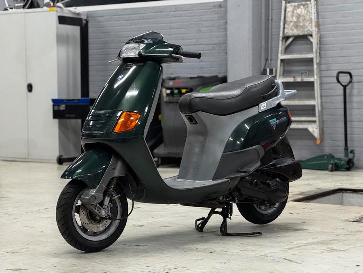 Piaggio SKR 125cc 2t (Piaggio Skipper 125cc 2 takt), Fietsen en Brommers, Scooters | Piaggio, Zo goed als nieuw, Zip, Klasse B (45 km/u)