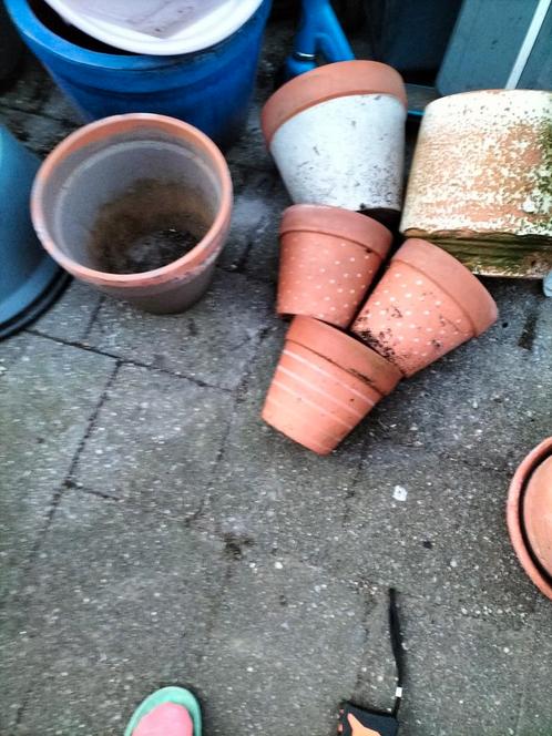Terracotta bloempotten set 1 gratis, Tuin en Terras, Bloempotten, Zo goed als nieuw, Terracotta, Ophalen