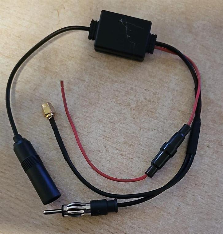 DAB+ auto radio splitter met versterker voor Caliber, Auto diversen, Auto-accessoires, Nieuw, Ophalen of Verzenden