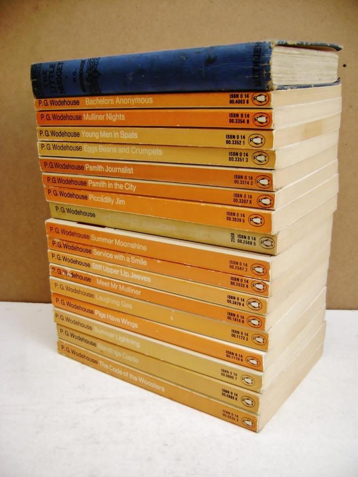 P.G. Wodehouse - 18 paperbacks vol Engelse humor - 1975/76, Boeken, Fantasy, Gelezen, Ophalen of Verzenden