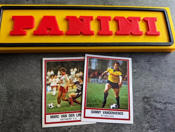 PANINI FOOTBALL 84 2 STICKERS REVELATIE 1984, Hobby en Vrije tijd, Stickers en Plaatjes, Nieuw, Verzenden