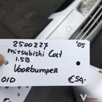 Mitsubishi Colt 1.5B kleurcode: 01D 2005 2500227  Voorbumper, Auto-onderdelen, Ophalen, Gebruikt, -, Voor