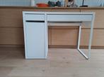 MICKE bureau Ikea Wit, Huis en Inrichting, Ophalen, Bureau