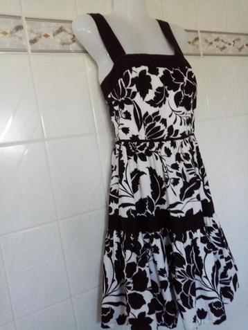 Zara : nieuw speelse jurk kleed zwart / wit maat S