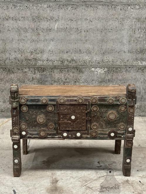 Prachtige antieke damchiya Oosterse bruidskast Indiase kast, Antiek en Kunst, Curiosa en Brocante, Ophalen of Verzenden