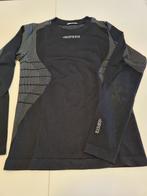 Thermoshirt Kipsta zwart maat 12j, Ophalen, Jongen of Meisje, Zo goed als nieuw, Shirt of Longsleeve