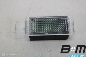 Voetenruimteverlichting VW Golf 7 5G0947409