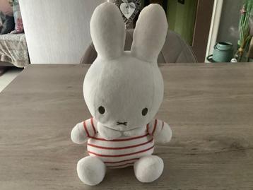 Nijntje pluche character (Rammelaar) (24 cm) beschikbaar voor biedingen