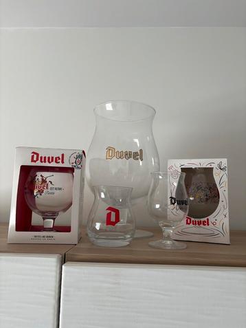 Assortiment Duvel Glazen beschikbaar voor biedingen