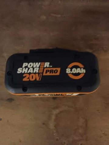 worx 20v 8a NIEUW. beschikbaar voor biedingen