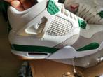 Air Jordan 4 green pine SB 42,5, Ophalen of Verzenden, Zo goed als nieuw