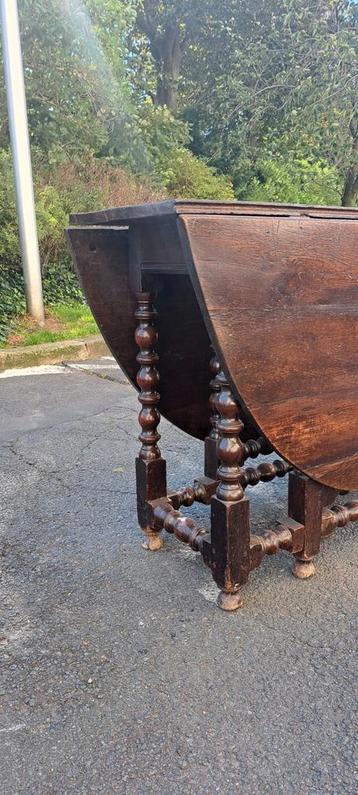 Gatelegtafel antiek / Eikenhouten eettafel met drop leaf