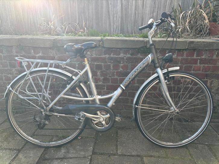 Thompson damesfiets – ideaal voor student / stadsfiets, Fietsen en Brommers, Fietsen | Dames | Damesfietsen, Gebruikt, Overige merken