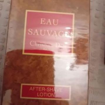 A vendre deux lotions after-shave "Eau Sauvage de Christian 