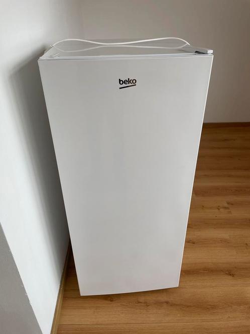 Beko koelkast - 200l - A+, Elektronische apparatuur, Koelkasten en IJskasten, Zo goed als nieuw, Ophalen