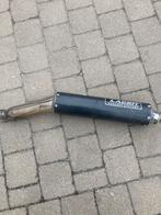 Uitlaten, Motoren, Ophalen