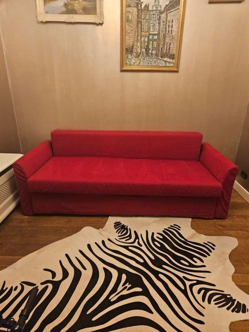 Rode prachtige slaapbank met extra topper, Huis en Inrichting, Slaapkamer | Slaapbanken, Zo goed als nieuw, Ophalen