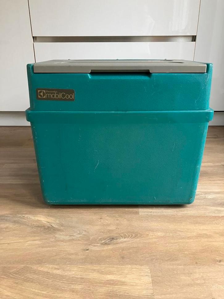 Koelbox Elektrolux 36 liter elktra of op campinggaz, Caravans en Kamperen, Koelboxen, Gebruikt, Koelbox, Elektrisch, Ophalen