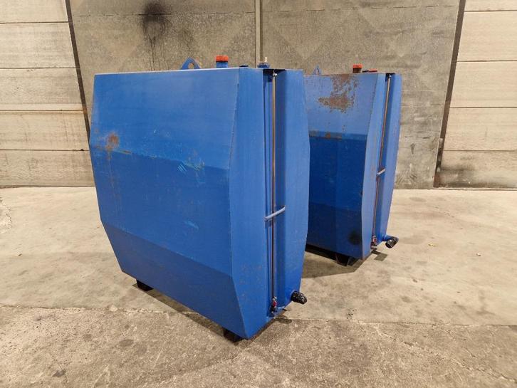 2X Brandstof ton 1000L, Doe-het-zelf en Bouw, Overige Doe-Het-Zelf en Bouw, Gebruikt, Ophalen