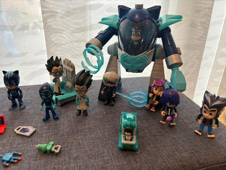 PJ Mask auto’s en figuurtjes, Kinderen en Baby's, Speelgoed | Actiefiguren, Gebruikt, Ophalen of Verzenden