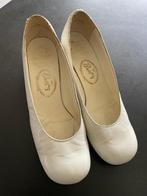 Mooie trouwschoenen maat 6,5 ( 39), Burt’s, Wit, Schoenen, Ophalen of Verzenden