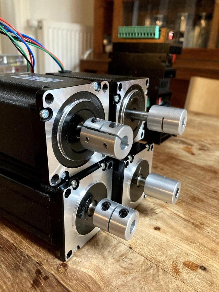 5 stappenmotoren + drivers + voedingen, Hobby en Vrije tijd, Elektronica-componenten, Gebruikt, Ophalen of Verzenden