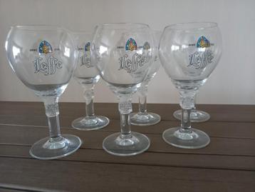 Leffe glas beschikbaar voor biedingen