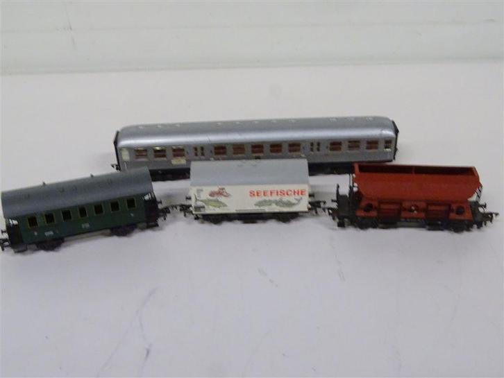 A6714. 4x Fleischman Wagons, Hobby en Vrije tijd, Modelbouw | Auto's en Voertuigen, Gebruikt, Ophalen of Verzenden