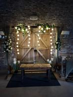 Backdrop met tafel en pilaren te koop, Ophalen