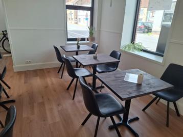 5 Bistro tafels beschikbaar voor biedingen