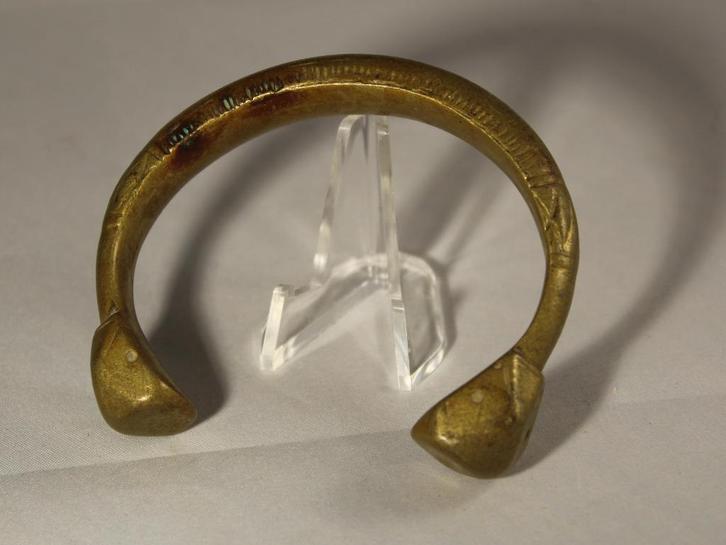 4 Manillas, Antiek en Kunst, Antiek | Brons en Koper, Brons, Ophalen of Verzenden