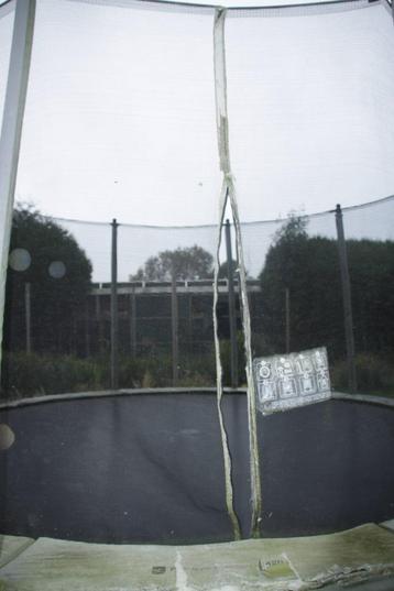 Grote, ronde trampoline van 4,20 m + verankeringsset beschikbaar voor biedingen