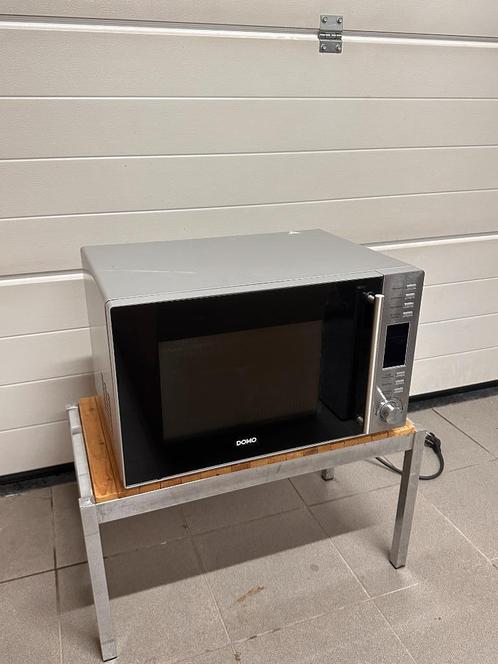 Combi-Microgolfoven Domo, Elektronische apparatuur, Microgolfovens, Gebruikt, Vrijstaand, Combi-microgolfoven, 45 tot 60 cm, Crisp