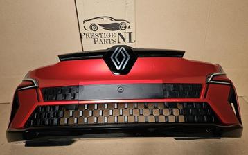 Voorbumper Renault MEGANE 5 V E-TECH COMPLEET bj.2022-2026 beschikbaar voor biedingen